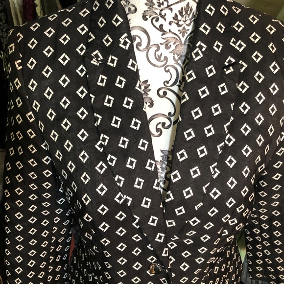 Classic VINCE CAMUTO Signature 2 Button Blazer Suit Jacket~2P~Black/White~Preppy - Picture 5 of 10
